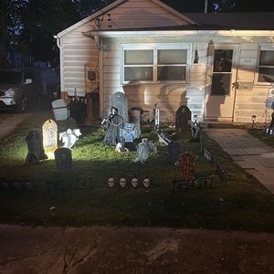 Meet your Posher, Roxanne